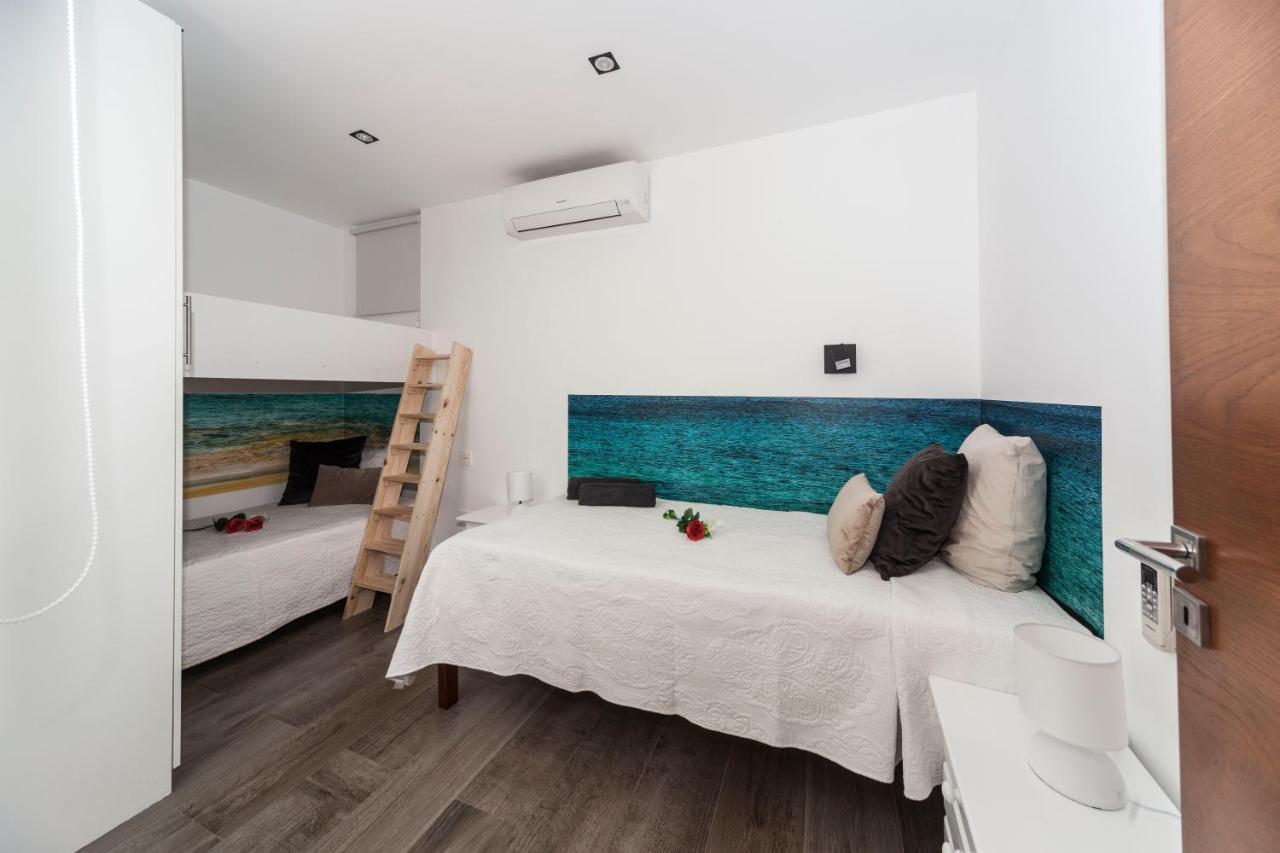 Apartamentos Temisa Puerto del Carmen (Lanzarote) Exterior foto